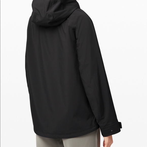 Lululemon storm brewing jacket - Picture 2 of 3